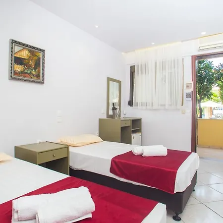 Litus Oliva فندق 3*